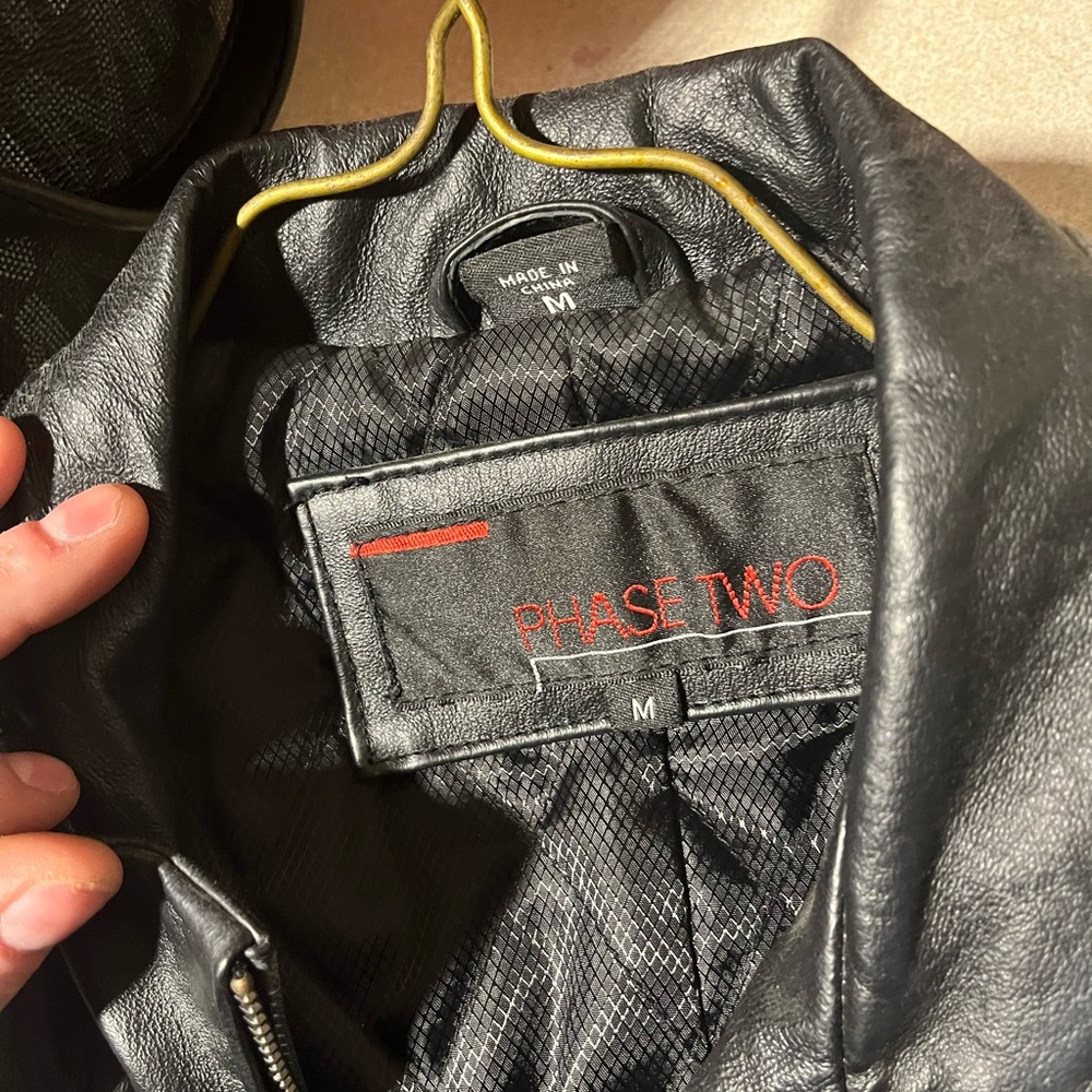 Phase Two Leather Jacket Size Medium - image 3
